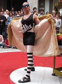 Espectacle de circ a c&agrave;rrec de CIRCO LOS