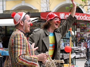 Espectacle de circ a c&agrave;rrec de MABSUTINS