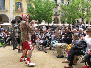 Espectacle de circ a c&agrave;rrec de MABSUTINS
