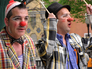 Espectacle de circ a c&agrave;rrec de MABSUTINS