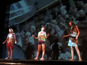 FITAG Fira Internacional de Teatre Amateur de Girona. Espectacle inaugural amb Cràdula Teatre, de Cassà de la Selva