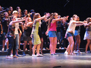 FITAG Fira Internacional de Teatre Amateur de Girona. Espectacle inaugural amb Cràdula Teatre, de Cassà de la Selva