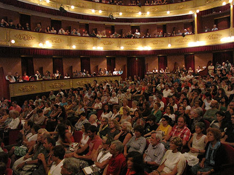 La platea del Teatre Municipal durant la presentació