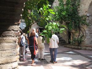 FITAG Fira Internacional de Teatre Amateur de Girona. Microteatre al Museu d'Hist&ograve;ria dels Jueus