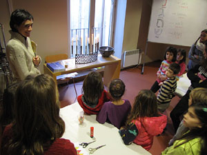 Taller de baldufes de Hanukk&agrave; al centre Bonastruc &ccedil;a Porta - Museu d'Hist&ograve;ria dels Jueus de Girona 