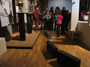 Taller de mosaic rom&agrave; al Museu d'Hist&ograve;ria de la Ciutat