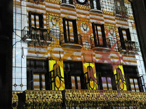 Mapping a la plaça del Vi