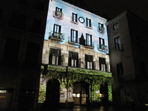 Mapping a la plaça del Vi