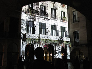 Mapping a la plaça del Vi