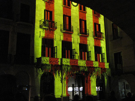 Mapping a la plaça del Vi