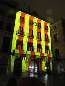 Mapping a la plaça del Vi