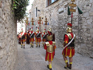 75&egrave; aniversari Associaci&oacute; de Jes&uacute;s Crucificat - Manaies de Girona. foto extraordin&agrave;ria per Concurs de Fotografia