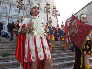 75&egrave; aniversari Associaci&oacute; de Jes&uacute;s Crucificat - Manaies de Girona. foto extraordin&agrave;ria per Concurs de Fotografia