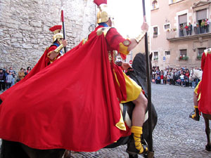 75è aniversari Associació de Jesús Crucificat - Manaies de Girona. Lliurament del Penó