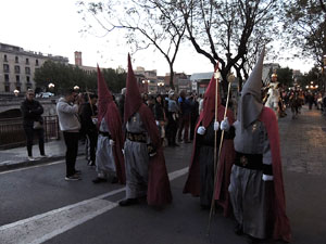 75è aniversari Associació de Jesús Crucificat - Manaies de Girona. Lliurament del Penó