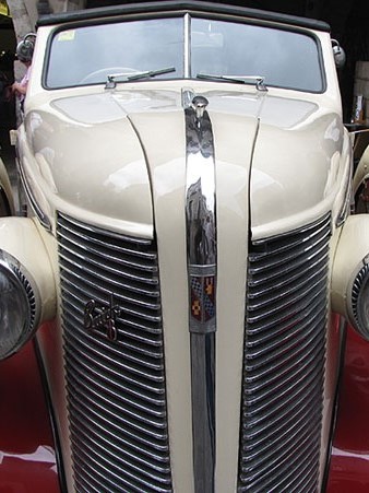 Buick 8 a la plaça del Vi