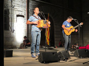 Diada Nacional 2014. Concert a les escales de la Catedral