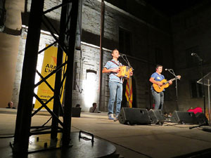 Diada Nacional 2014. Concert a les escales de la Catedral
