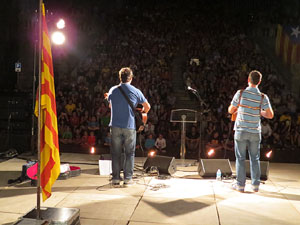 Diada Nacional 2014. Concert a les escales de la Catedral