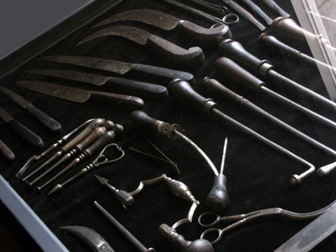 Col·lecció d’instrumental medicoquirúrgic dels segles XVII i XVIII