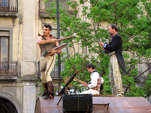 Festes de Primavera 2014. Espectacles a la pla&ccedil;a de la Independ&egrave;ncia