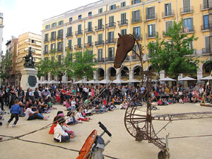 Festes de Primavera 2014. Espectacles a la pla&ccedil;a de la Independ&egrave;ncia