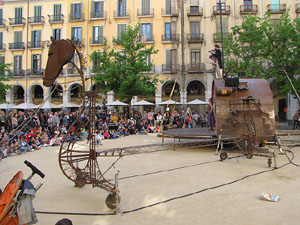 Festes de Primavera 2014. Espectacles a la pla&ccedil;a de la Independ&egrave;ncia