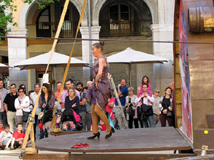 Festes de Primavera 2014. Espectacles a la pla&ccedil;a de la Independ&egrave;ncia