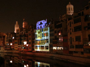 Girona, ciutat de festivals. Festival Internacional de Mapping, FIMG. Fa&ccedil;ana de la  Casa Mas&oacute;
