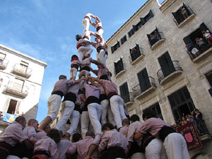 Fires de Sant Narcís 2013. Diada castellera a la plaça del Vi