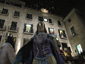 Fires de Sant Narc&iacute;s 2013. Espectacle a la pla&ccedil;a del Vi