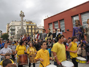 Fires de Sant Narc&iacute;s 2013. Trobada de gegants: la ballada