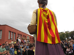 Fires de Sant Narc&iacute;s 2013. Trobada de gegants: la ballada