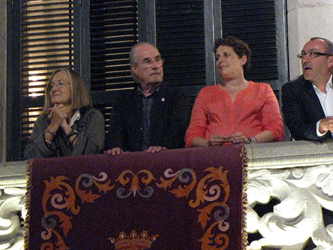 Els pares de Francesc Cassú, el també músic Josep Cassú i la poetessa Carme Jordi, durant el pregó