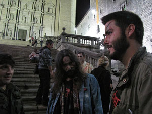 Fires de Sant Narcís 2013. 2a. Zombie Walk de Girona dins el Festival Acocollona't