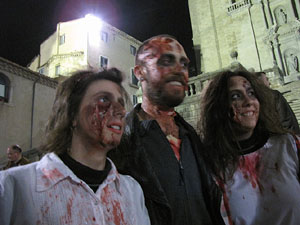 Fires de Sant Narcís 2013. 2a. Zombie Walk de Girona dins el Festival Acocollona't