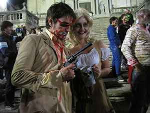Fires de Sant Narcís 2013. 2a. Zombie Walk de Girona dins el Festival Acocollona't