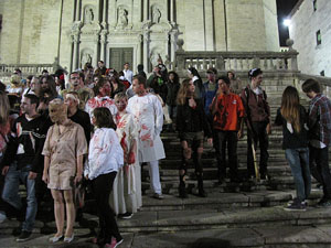 Fires de Sant Narcís 2013. 2a. Zombie Walk de Girona dins el Festival Acocollona't