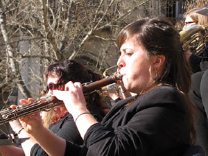 Sardanes a la pla&ccedil;a Independ&egrave;ncia