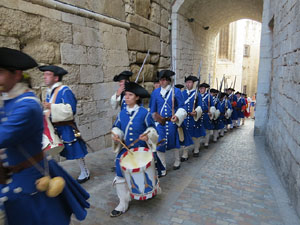 Girona resisteix! Jornades de recreaci&oacute; hist&ograve;rica de la Guerra de Successi&oacute;. Presentaci&oacute; de la recreaci&oacute;