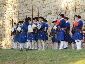 Girona resisteix! Jornades de recreaci&oacute; hist&ograve;rica de la Guerra de Successi&oacute;. Recreaci&oacute; dels combats de 1705