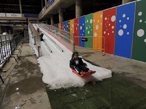 Pista de gel i tobogan de gel a Fira de Girona