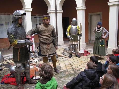 Festes de Nadal 2013. Taller sobre la vida militar i l'heràldica