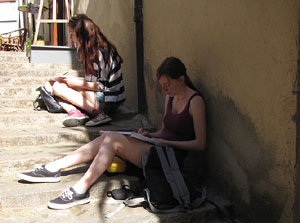 Girona Temps de Flors 2014. Preparaci&oacute; dels muntatges florals