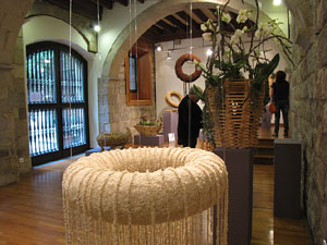 Girona Temps de Flors 2014. Pujada de Sant Dom&egrave;nec, la Casa Agullana, el Palau de Caramany i Cromats Ensesa