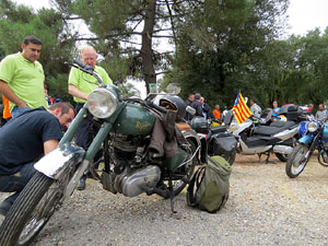 La Creu dels Àngels, escultura de Max Varés