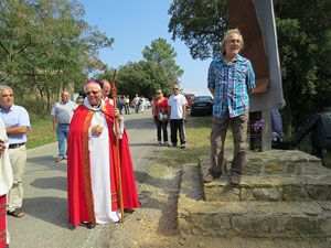La Creu dels Àngels, escultura de Max Varés