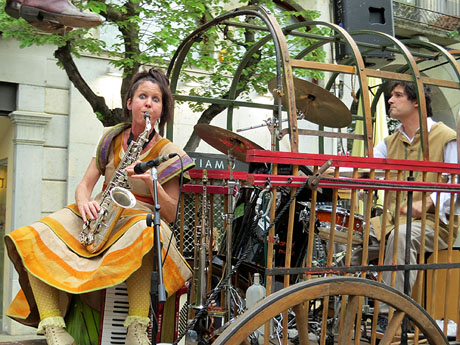 Festes de Primavera de Girona 2015. Espectacle inaugural a c&agrave;rrec de La Tartana