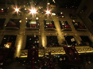 Fires de Girona 2014. Ballades de capgrossos, gegants i Àguila de la ciutat a la plaça del Vi