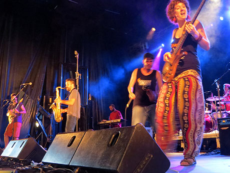 Fires de Girona 2014. Actuació de Bonobos a l'escenari de Sant Feliu